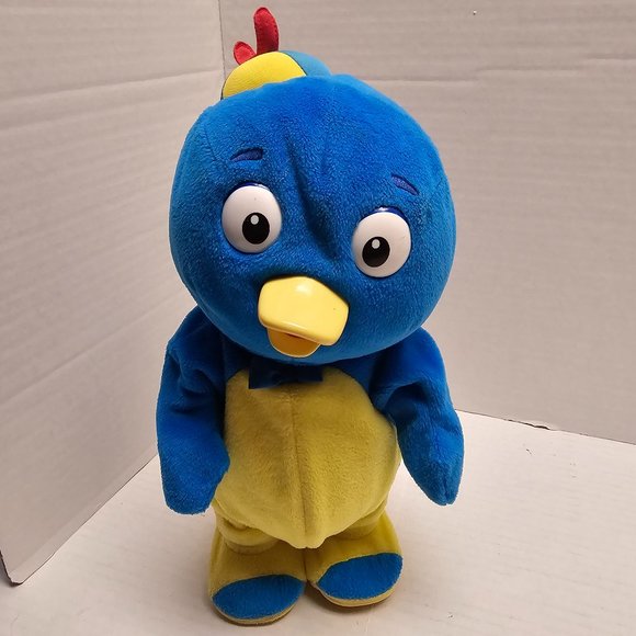 Pablo Fisher Price Nick Jr Backyardigans Sing & Spin Interactive Blue Penguin - Picture 1 of 16